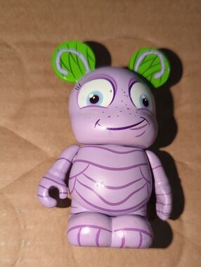 Disney Vinylmation Dot from A Bug's Life Pixar Series 2